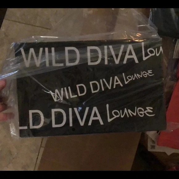 NWT MATCHA COMFY SOFT FAUX SHEARLING SLIPPERS Size 5 - Picture 7 of 8